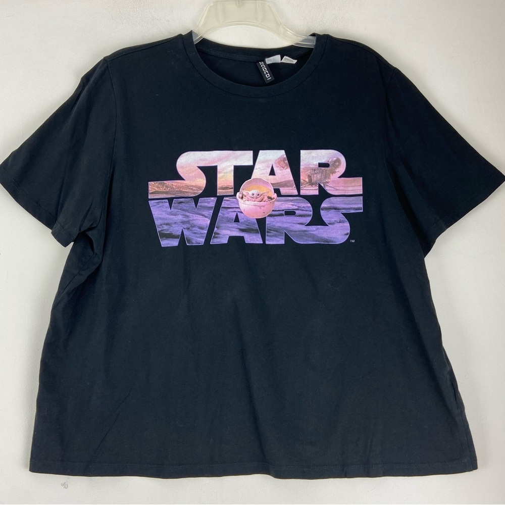 H&M Divided star Wars Baby Yoda black short sleeve T-Shirt Size Large (550)